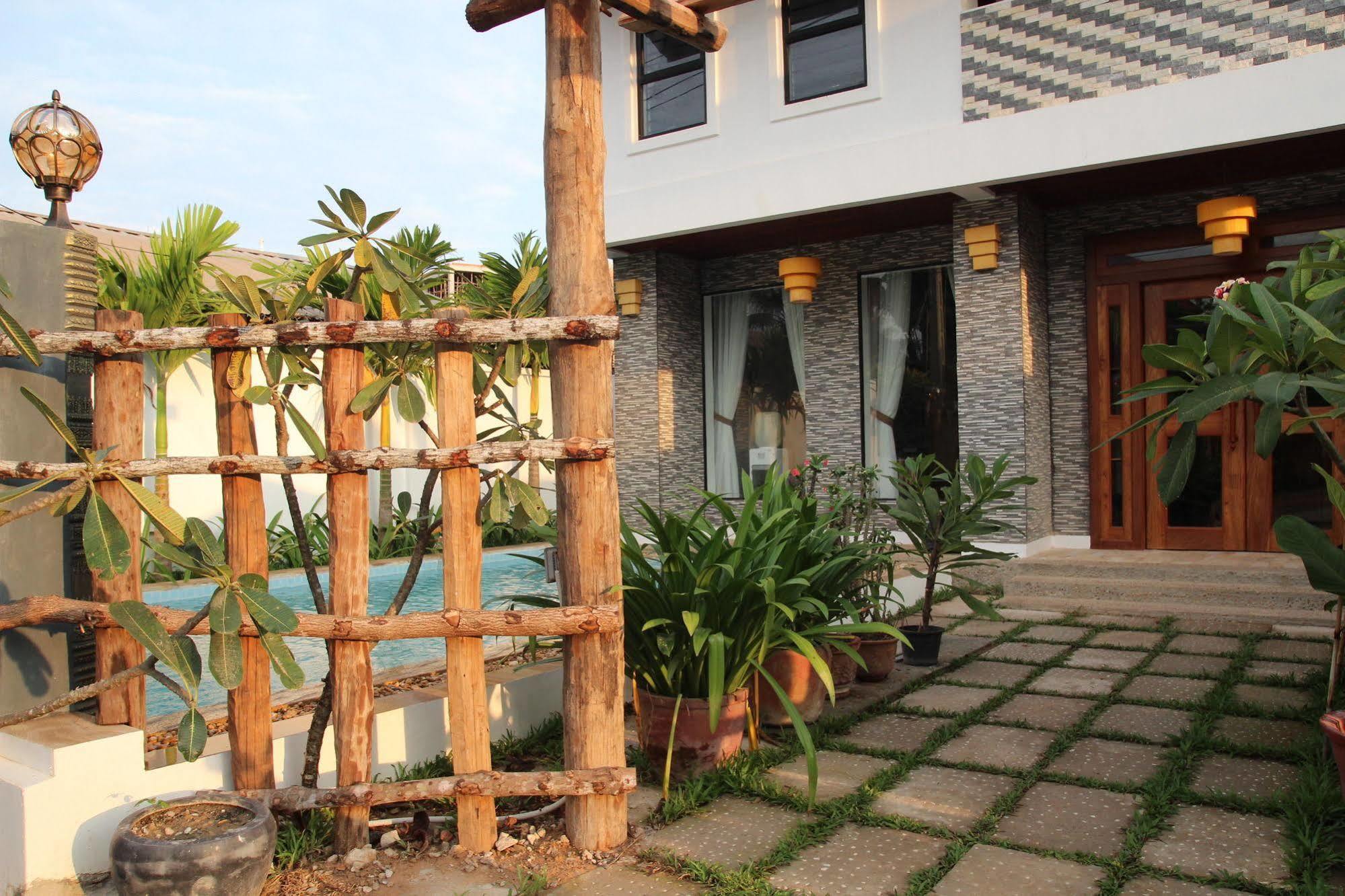 Hotel Baan Soksan Siem Reap Exterior foto