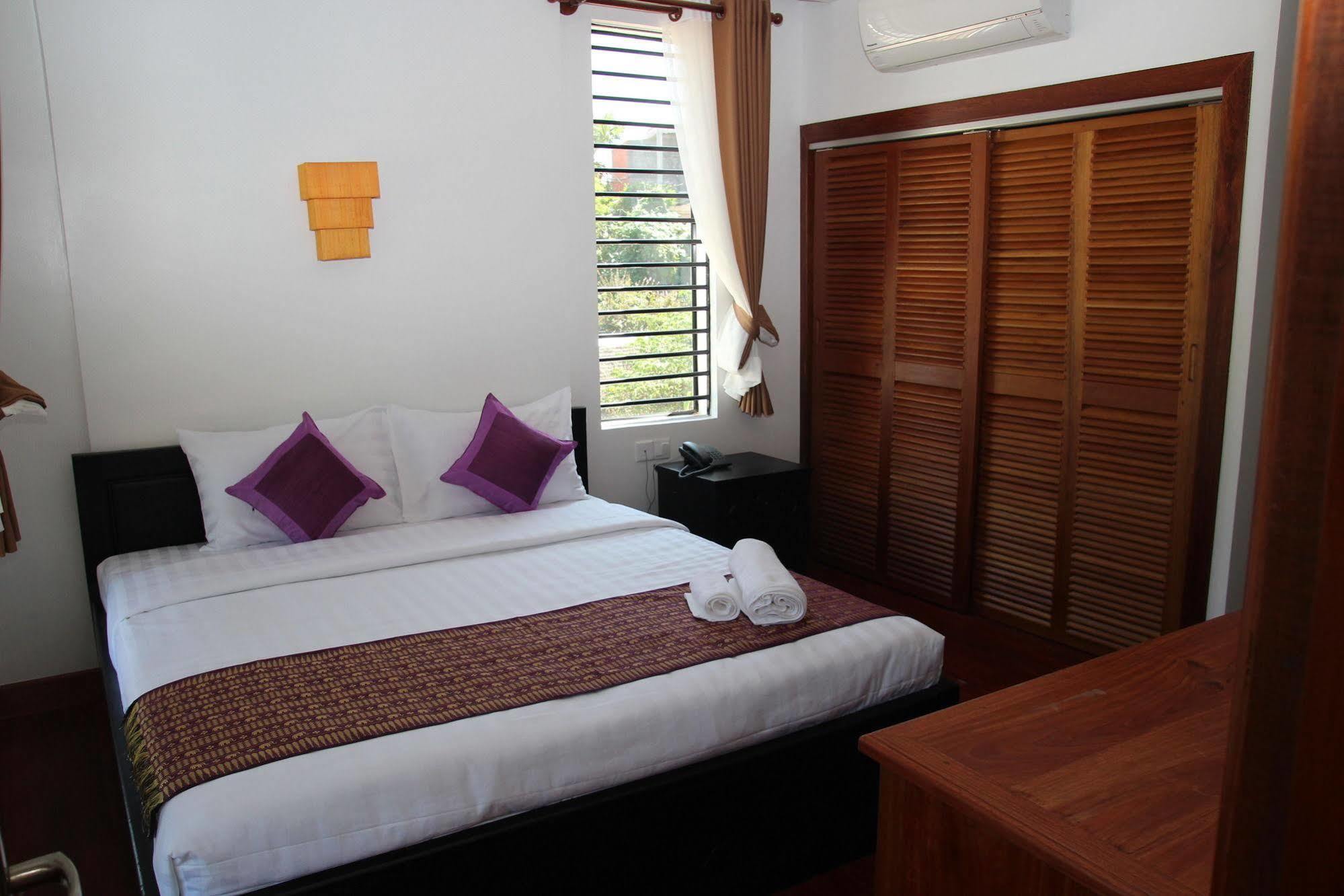 Hotel Baan Soksan Siem Reap Exterior foto
