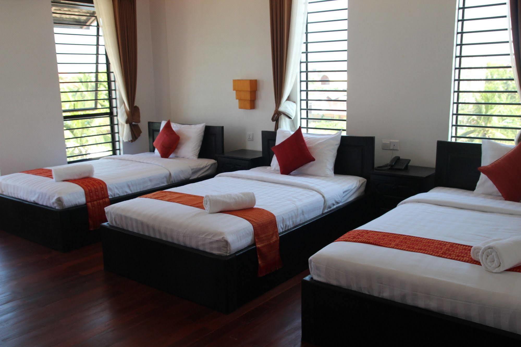 Hotel Baan Soksan Siem Reap Exterior foto